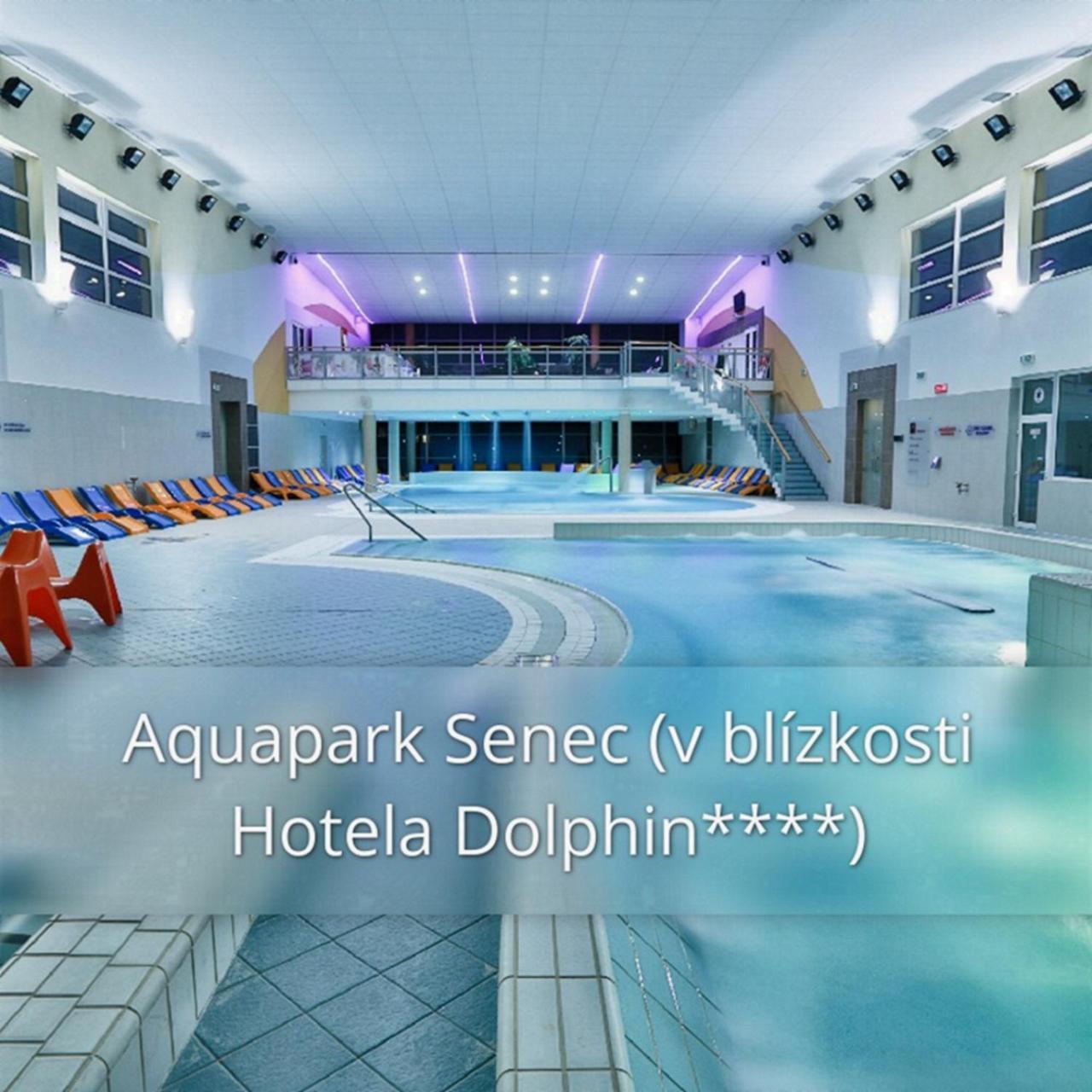 Hotel Dolphin Senec Exterior foto
